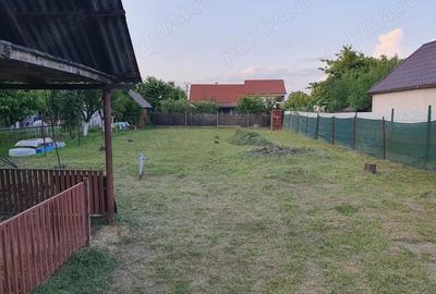 Teren de 490 mp, în Bercu Roșu