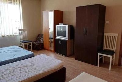 Casă cu 4 camere cu Teren 500 Mp în Central