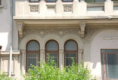 Casă cu 15 camere cu Canalizare în Universitate - 3