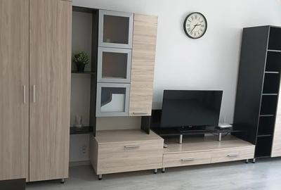 Garsonieră decomandată în Titan - 1
