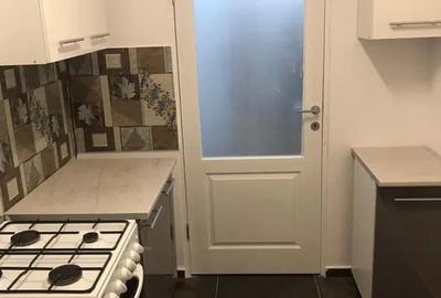 Apartament cu 3 camere semidecomandat, mobilat în Berceni - 5
