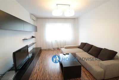 Apartament cu 2 camere, mobilat în Universitate