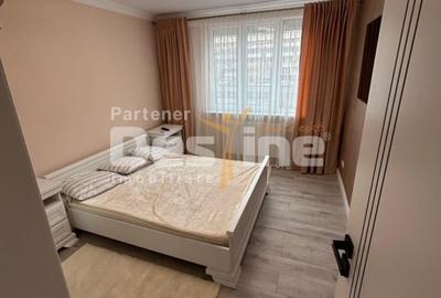 Apartament cu 3 camere semidecomandat în Central - 6