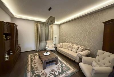 Apartament cu 3 camere decomandat în Central - 3