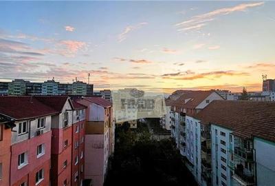 Apartament cu 3 camere nedecomandat, mobilat în Mihai Viteazul - 1