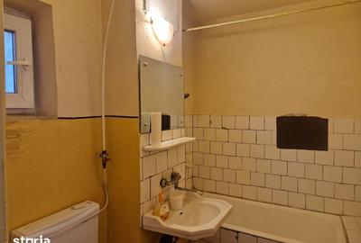 Apartament cu 2 camere decomandat în Republicii - 2