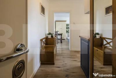 Apartament cu 2 camere semidecomandat în P-ța Unirii