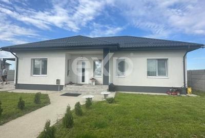 Casă individuală cu 4 camere cu Canalizare în Clinceni - 2