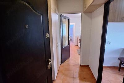 Apartament cu 2 camere semidecomandat în Circumvalațiunii - 1