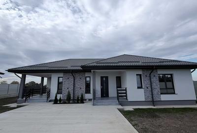 Casă cu 3 camere în Cordun