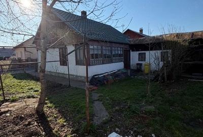 Casă cu 3 camere cu Canalizare în Ițcani - 2
