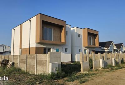 Casă cu 4 camere cu Teren 325 Mp în Central - 3