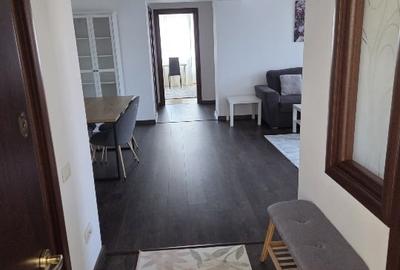 Apartament cu 3 camere semidecomandat, mobilat în Chitila