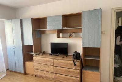Apartament cu 2 camere decomandat în Gară