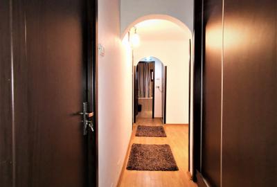 Apartament cu 3 camere decomandat în Tomis Nord - 6