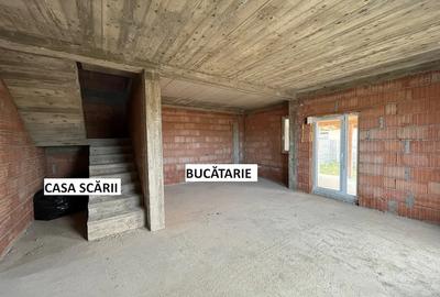 Casă cu Teren 400 Mp în Giarmata