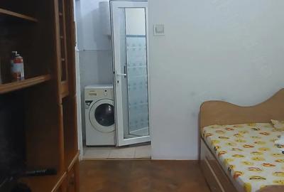 Garsonieră decomandată în Micro 19 - 9
