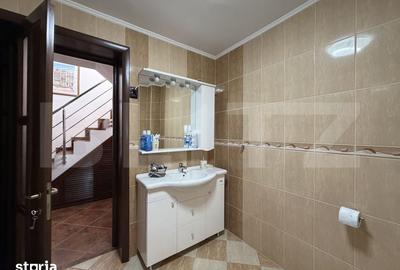 Casă cu 4 camere cu Teren 950 Mp în Cârcea - 5