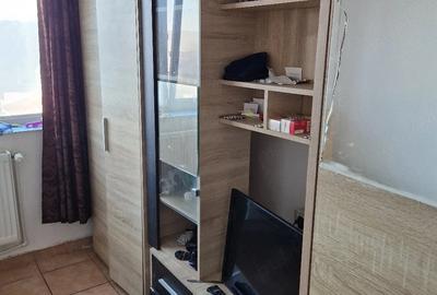 Garsonieră decomandată în UMT - 3
