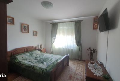Casă cu 4 camere cu Teren 750 Mp în Central