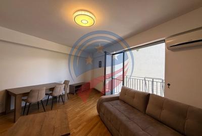Apartament cu 3 camere semidecomandat, mobilat în 1 Mai - 2