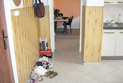 Apartament cu 2 camere decomandat în Cornișa
