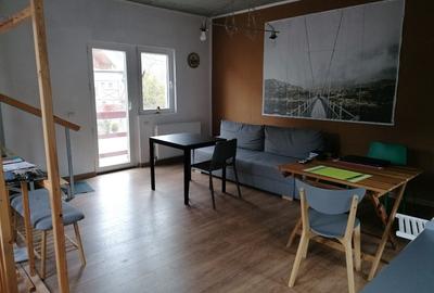Duplex cu 5 camere cu Teren 70 Mp în Platoul Izvor