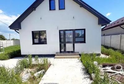 Casă cu 3 camere cu Teren 322 Mp în Ișalnița