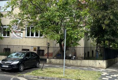 Apartament cu 4 camere în Central - 4