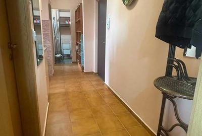 Apartament cu 2 camere decomandat în Vasile Aaron