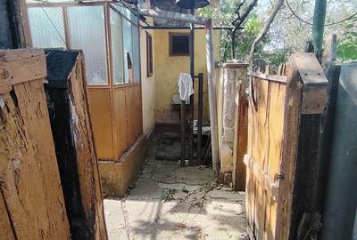 Casă cu 4 camere cu Teren 400 Mp în Aradul Nou