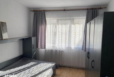 Apartament cu 3 camere decomandat în Ștrand
