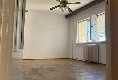 Apartament cu 2 camere decomandat în Soarelui