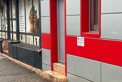 Spațiu comercial, de 60 mp, în Central - 4