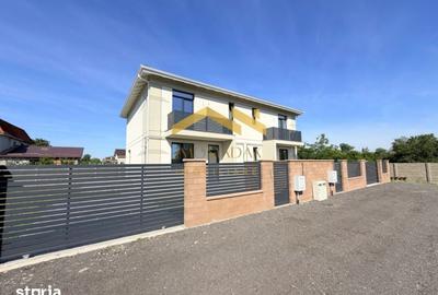 Casă cu 4 camere cu Teren 265 Mp în Sânmihaiu Român - 2