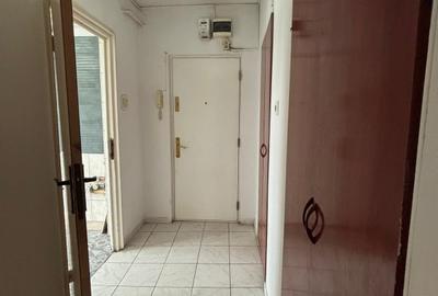 Apartament cu 3 camere semidecomandat în Pantelimon - 2