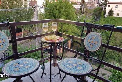 Apartament cu 2 camere decomandat în Herăstrău