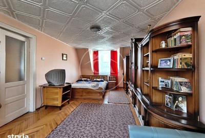 Casă cu 7 camere cu Teren 552 Mp în Sânmartin - 5