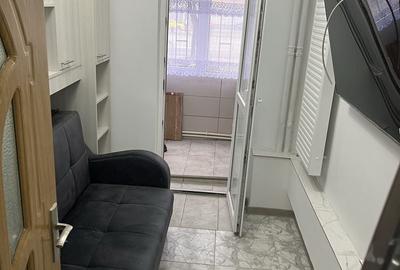 Apartament cu 2 camere decomandat în Palazu Mare - 5