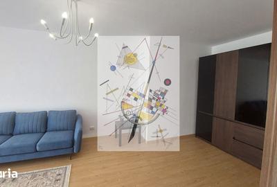 Apartament cu 2 camere decomandat în Tractorul