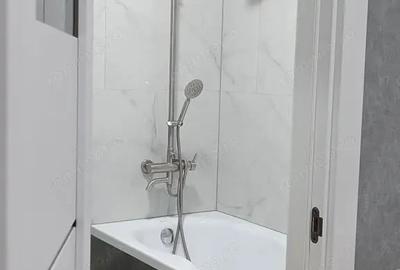 Garsonieră decomandată în Nord