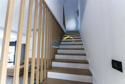 Casă cu 11 camere cu Teren 1227 Mp în Capul Câmpului - 15