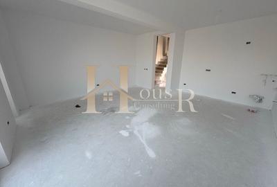 Panouri fotovoltaice.Dormitor matrimonial cu baie si dressing.Teren generos - 2