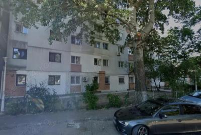 Garsonieră decomandată în Central - 1