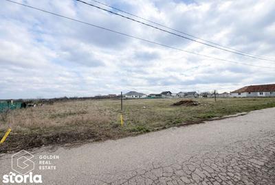 Teren de 1349 mp, în Central