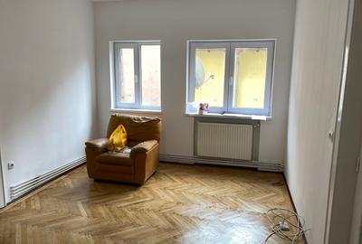 Apartament cu 2 camere semidecomandat în Calea Plevnei - 5