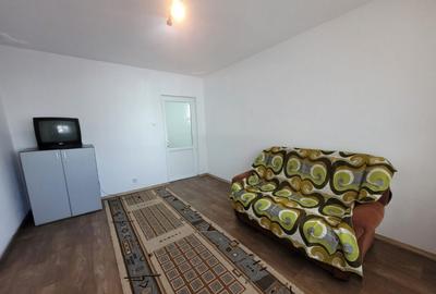 Apartament 2 camere, Aleea Plopilor, zona 9 Mai - 4