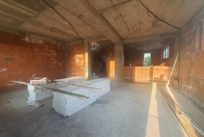 Saftica DN1 4Cam 3Bai Casa 2023 Curte 366mp Libera Pozitie Buna - 6