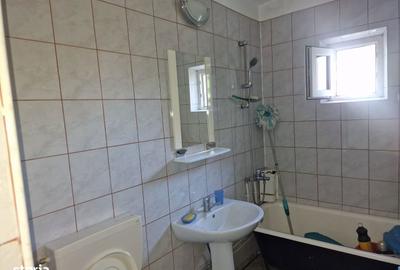 Apartament cu 3 camere decomandat în Nicolina - 6