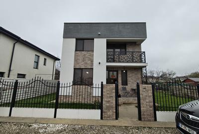 Casă cu etaj de vânzare – spațioasă, modernă și pregătită pentru mutare! - 1